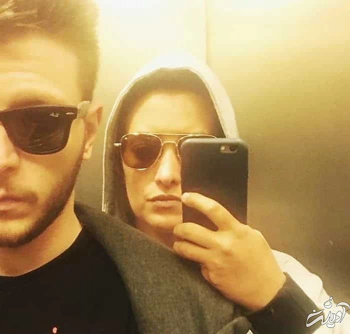 دارا حیایی و مادرش